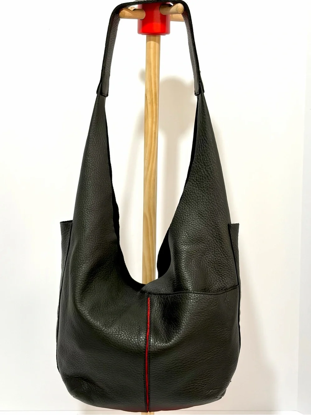 Hammitt Tom Large Leather Hobo In Black/Gunmetal/ OG RetiredEdition/Snap Closure